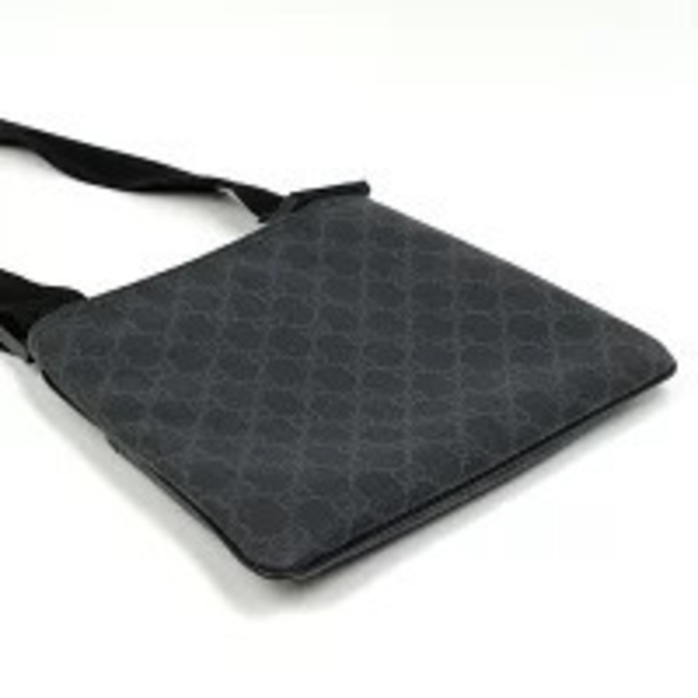 Gucci Crossbody Bag strap Black flat Supreme front GG slip